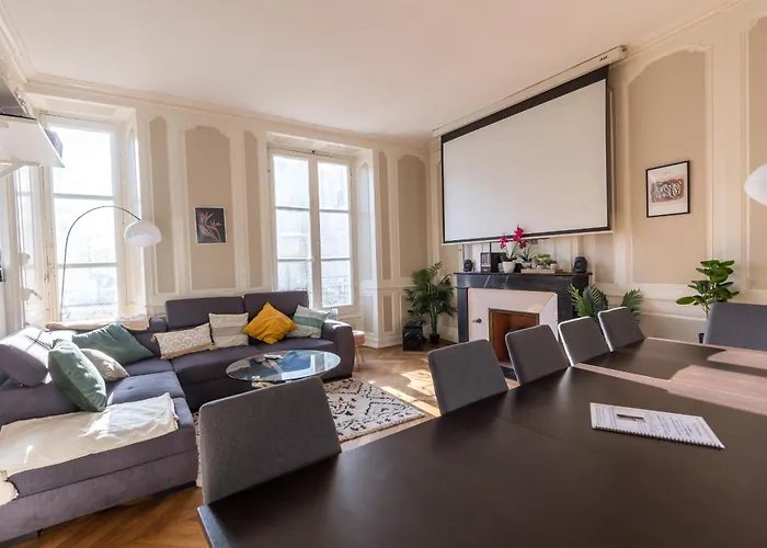 La Barillerie - 24 Pers - 1870 - Centre Villa *